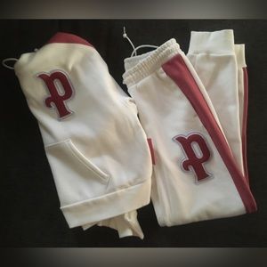 Woman’s Puma Set. Hoodie and Joggers.